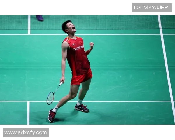 杨伟专访：从青涩少年到羽毛球冠军的奋斗与成长之路