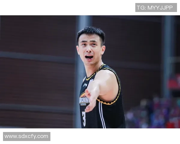 最近哪位足球明星宣布退役引发球迷热议与怀念的情感回顾 最近哪位足球明星宣布退役引发球迷热议与怀念的情感回顾