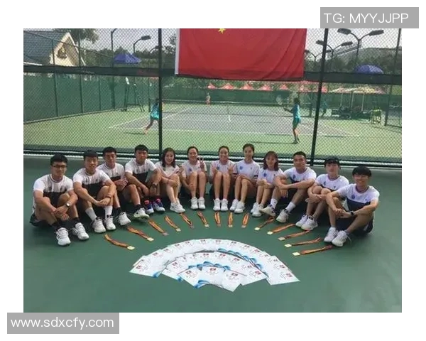 重庆网球队荣登网球意识排行榜第一名展现卓越实力与团队合作精神 重庆网球队荣登网球意识排行榜第一名展现卓越实力与团队合作精神