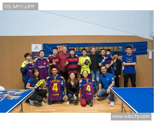 与足球明星的合影记录下的瞬间与梦想的交汇之旅