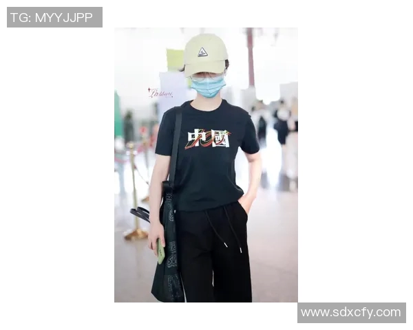 时尚与运动的结合足球明星图案T恤让你尽显个性与活力 时尚与运动的结合足球明星图案T恤让你尽显个性与活力