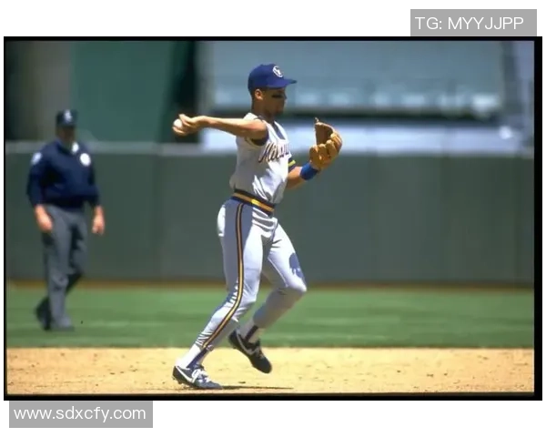 广州网球队包夹战术解析与其在网球赛事中的影响探讨 广州网球队包夹战术解析与其在网球赛事中的影响探讨