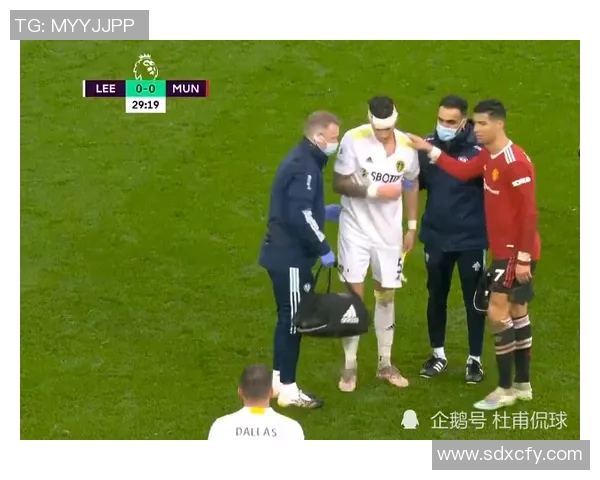 足球明星们的感人孝心瞬间展现家庭温情与亲情的深厚纽带 足球明星们的感人孝心瞬间展现家庭温情与亲情的深厚纽带